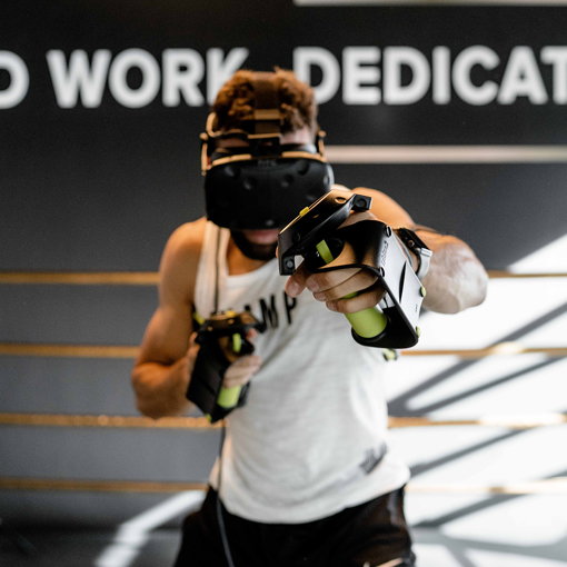 vr headset boxing game